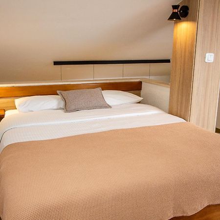 Guest House Jedro Petrovac na moru Exterior foto