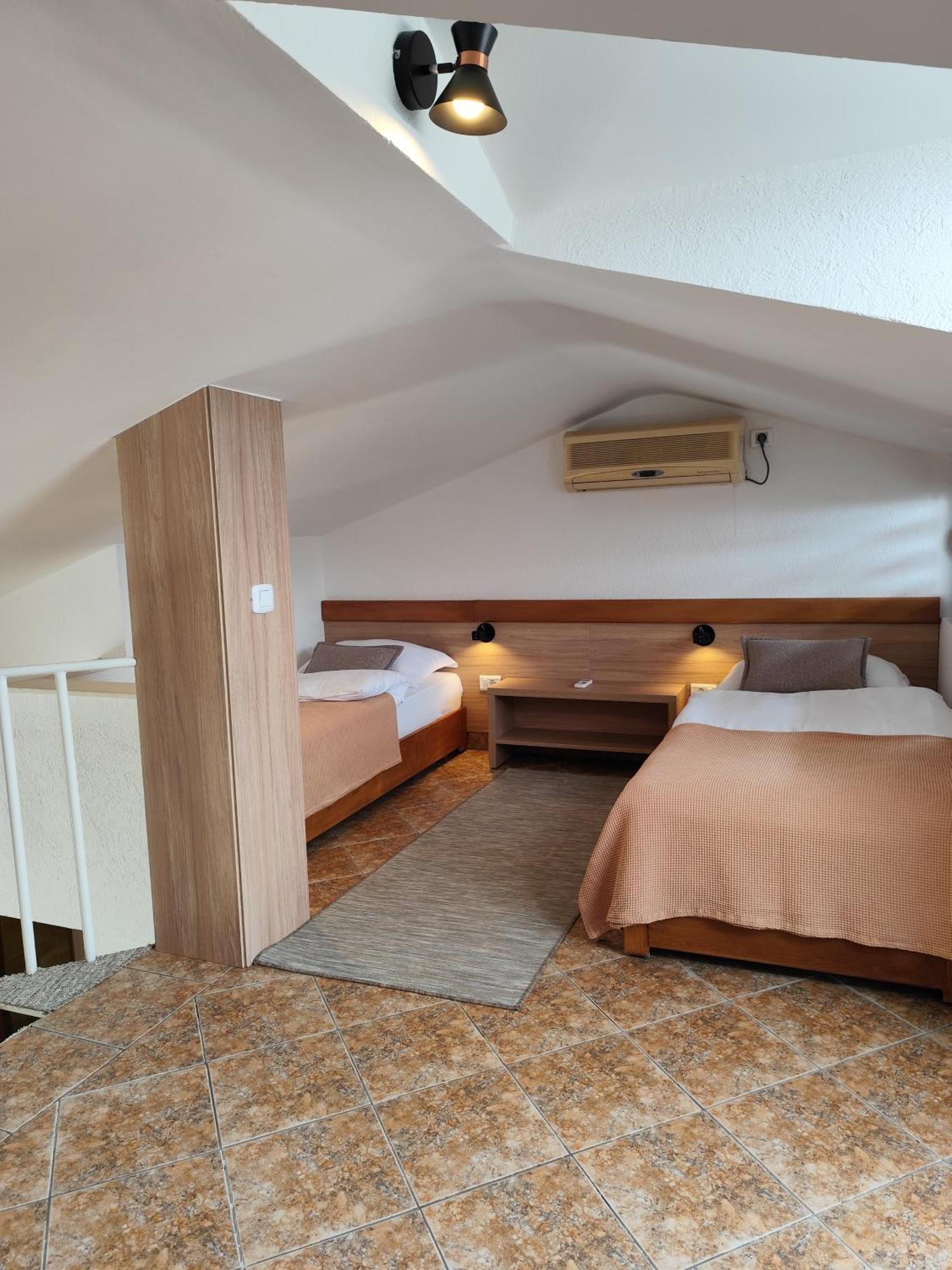 Guest House Jedro Petrovac na moru Zimmer foto