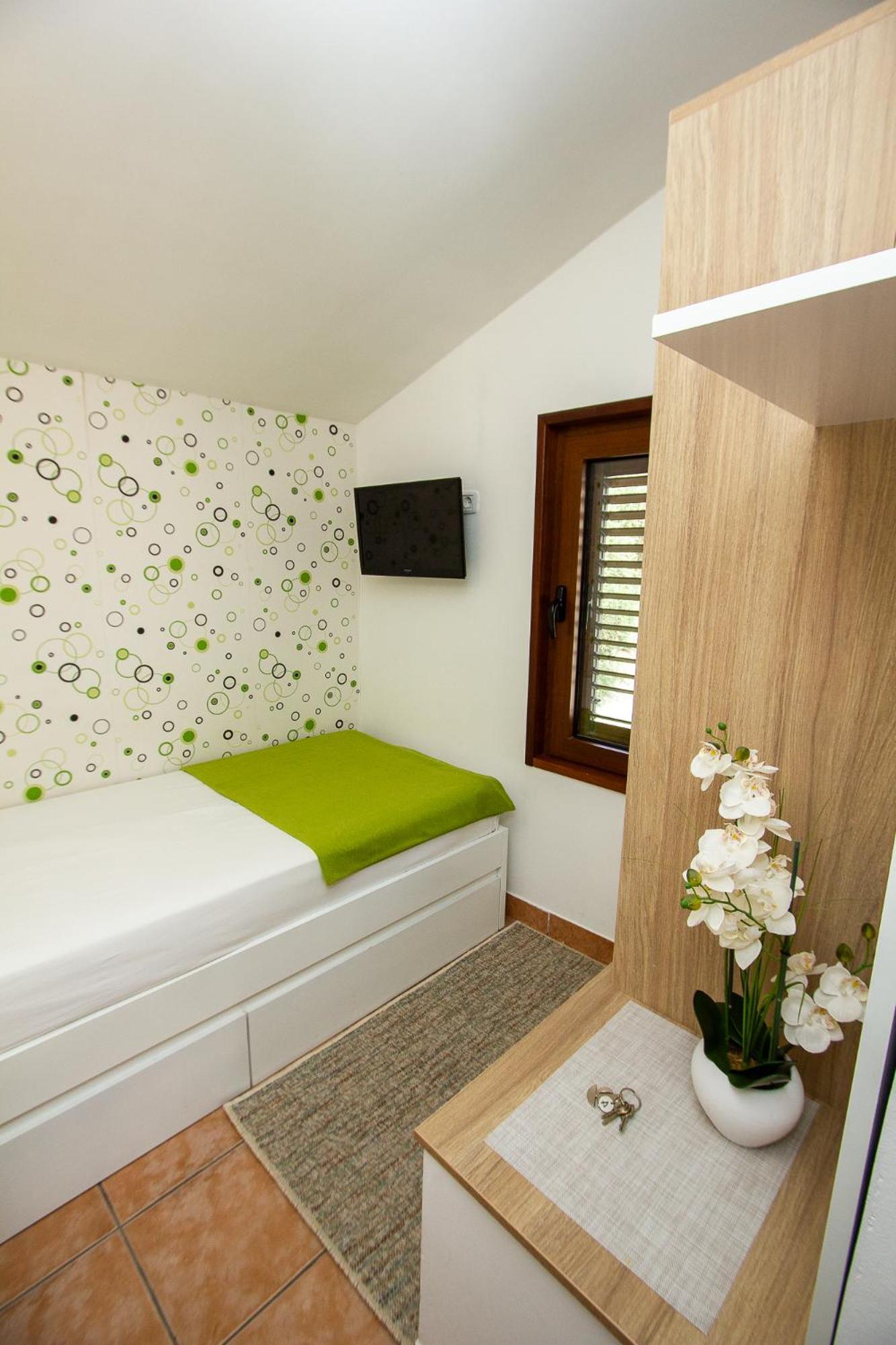 Guest House Jedro Petrovac na moru Exterior foto