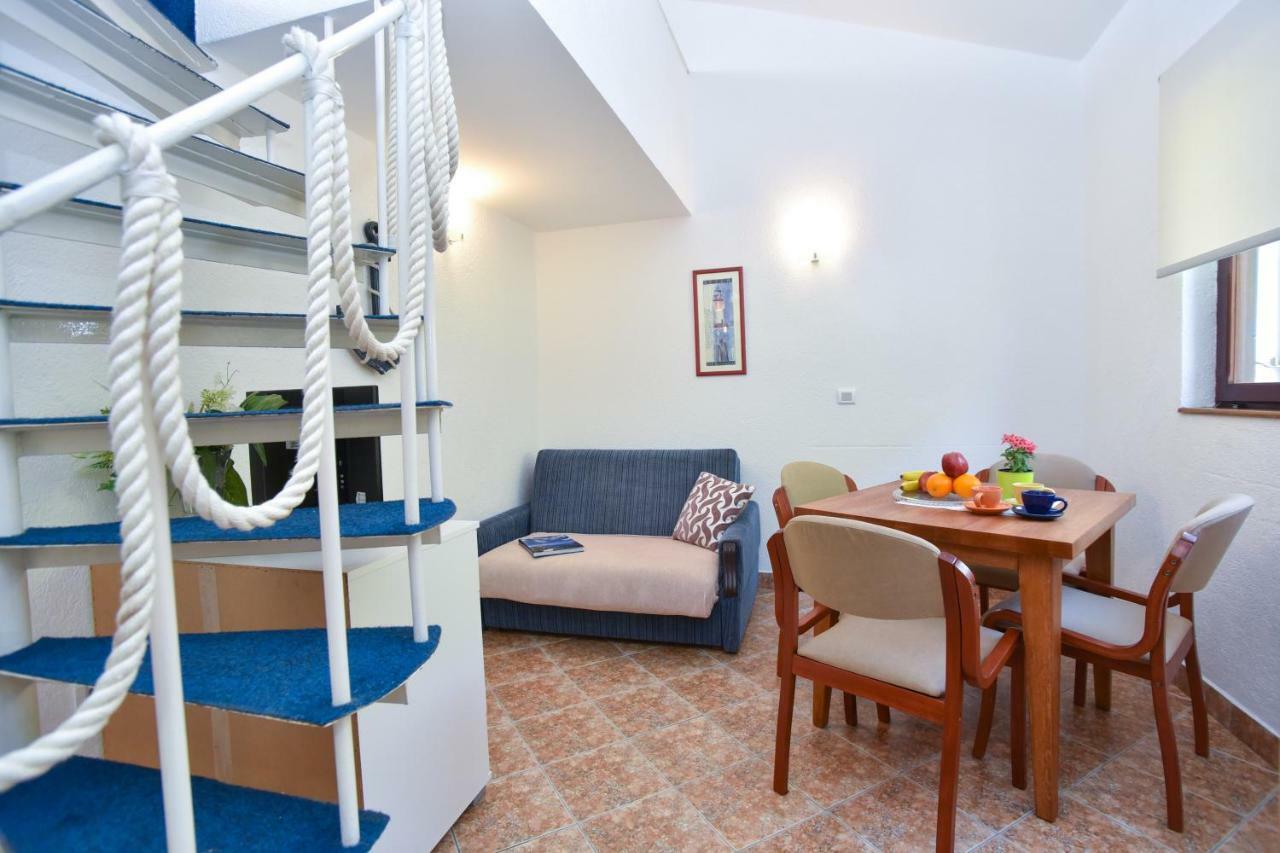 Guest House Jedro Petrovac na moru Exterior foto